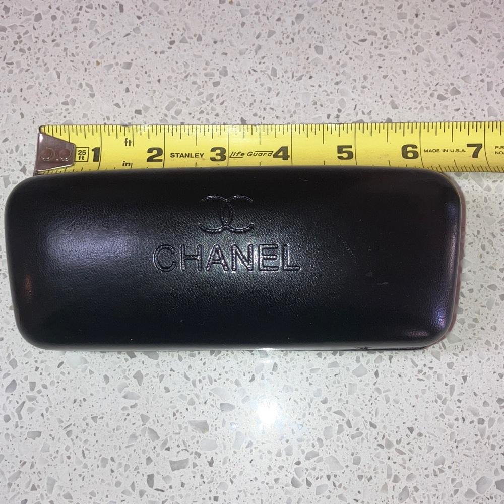 CHANEL Black Embossed CC Logo Eyewear Case‎
